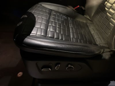 2023 Cadillac Escalade ESV Premium Luxury Platinum