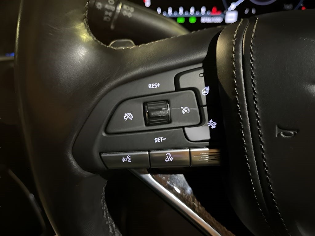 2023 Cadillac Escalade ESV Premium Luxury Platinum