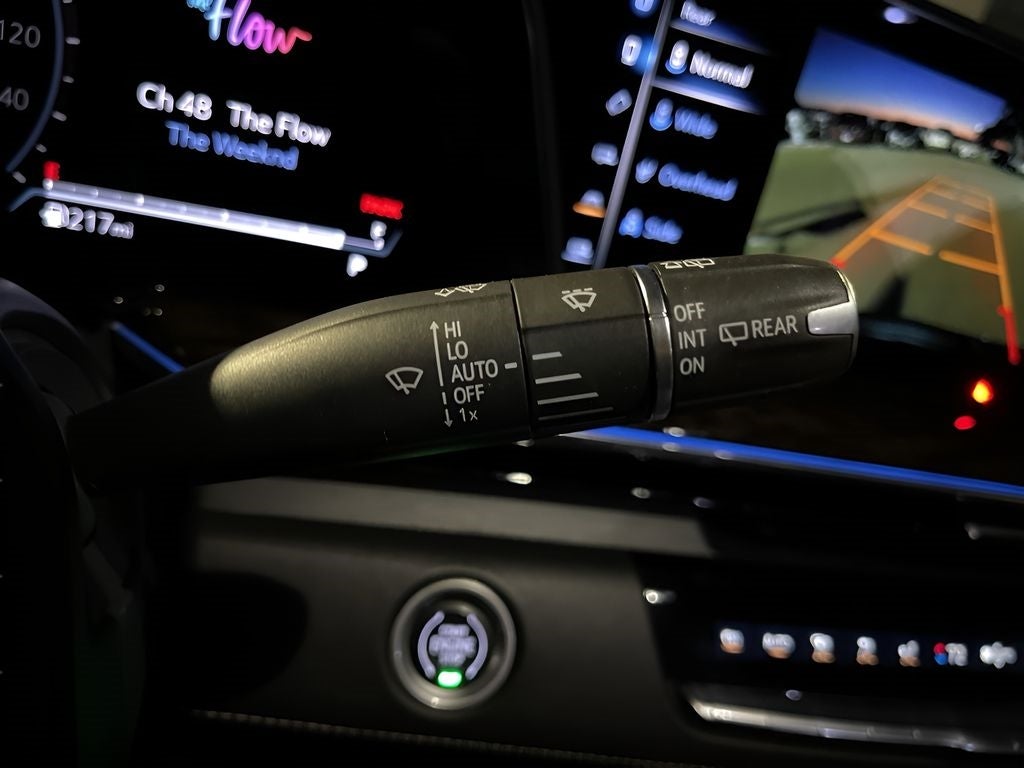 2023 Cadillac Escalade ESV Premium Luxury Platinum