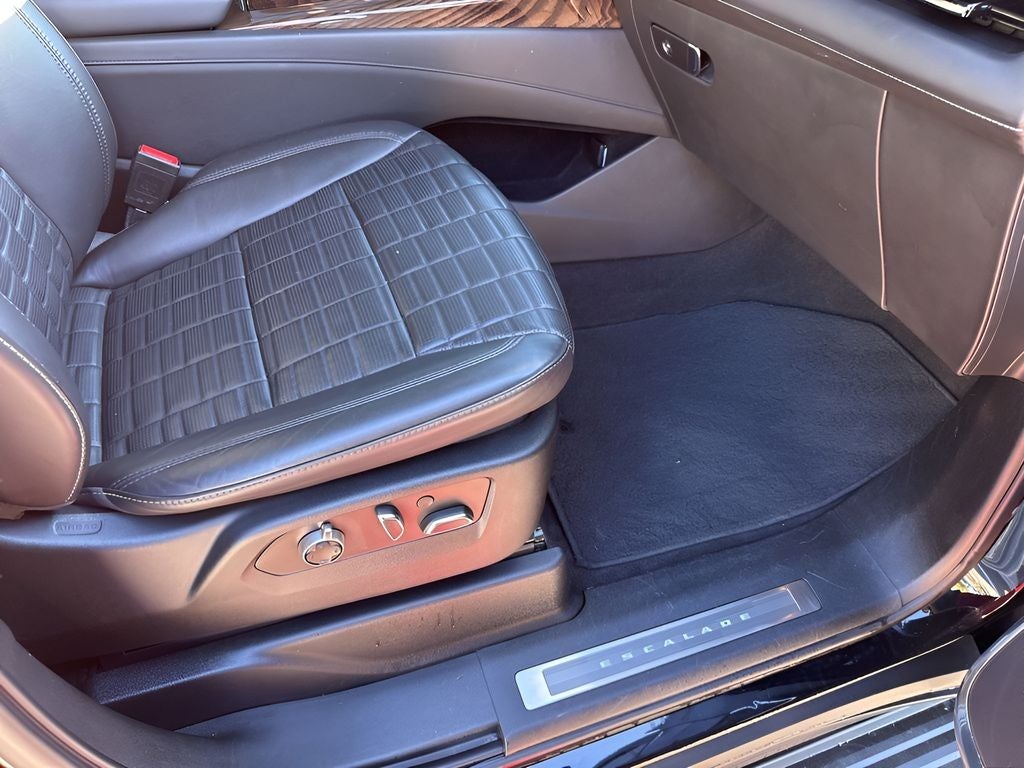 2022 Cadillac Escalade ESV Sport Platinum