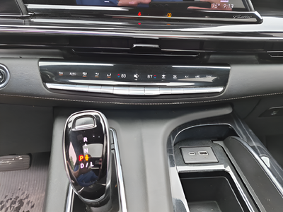 2023 Cadillac Escalade Sport