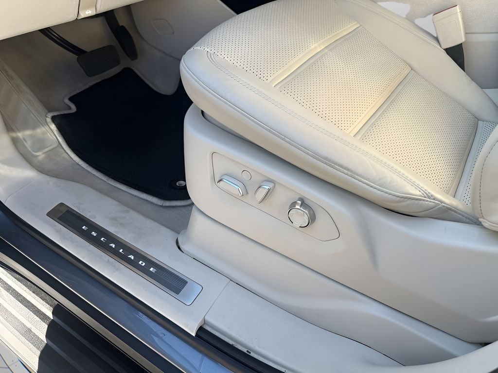 2022 Cadillac Escalade Sport Platinum