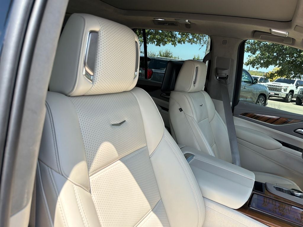 2024 Cadillac Escalade Sport Platinum