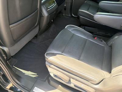 2022 Cadillac Escalade ESV Premium