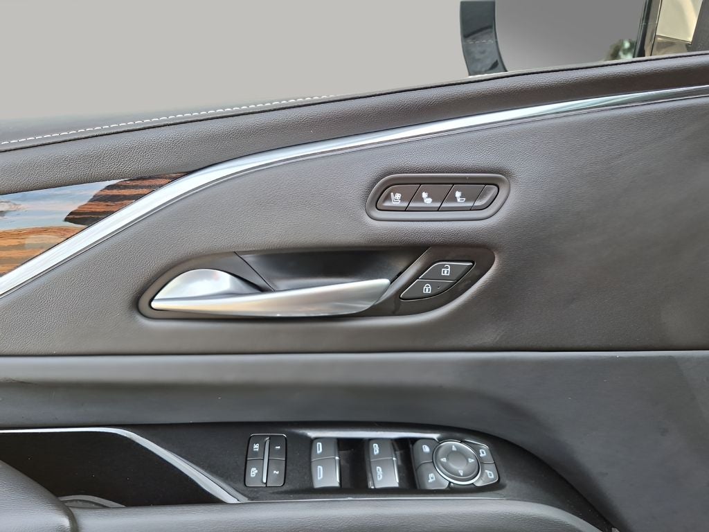 2024 Cadillac Escalade ESV Premium