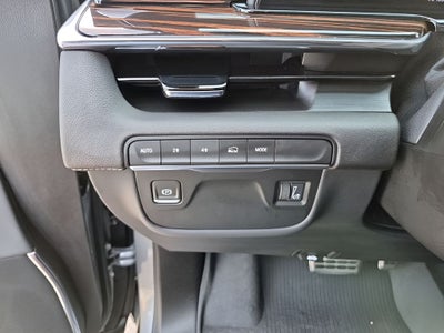 2024 Cadillac Escalade ESV Premium