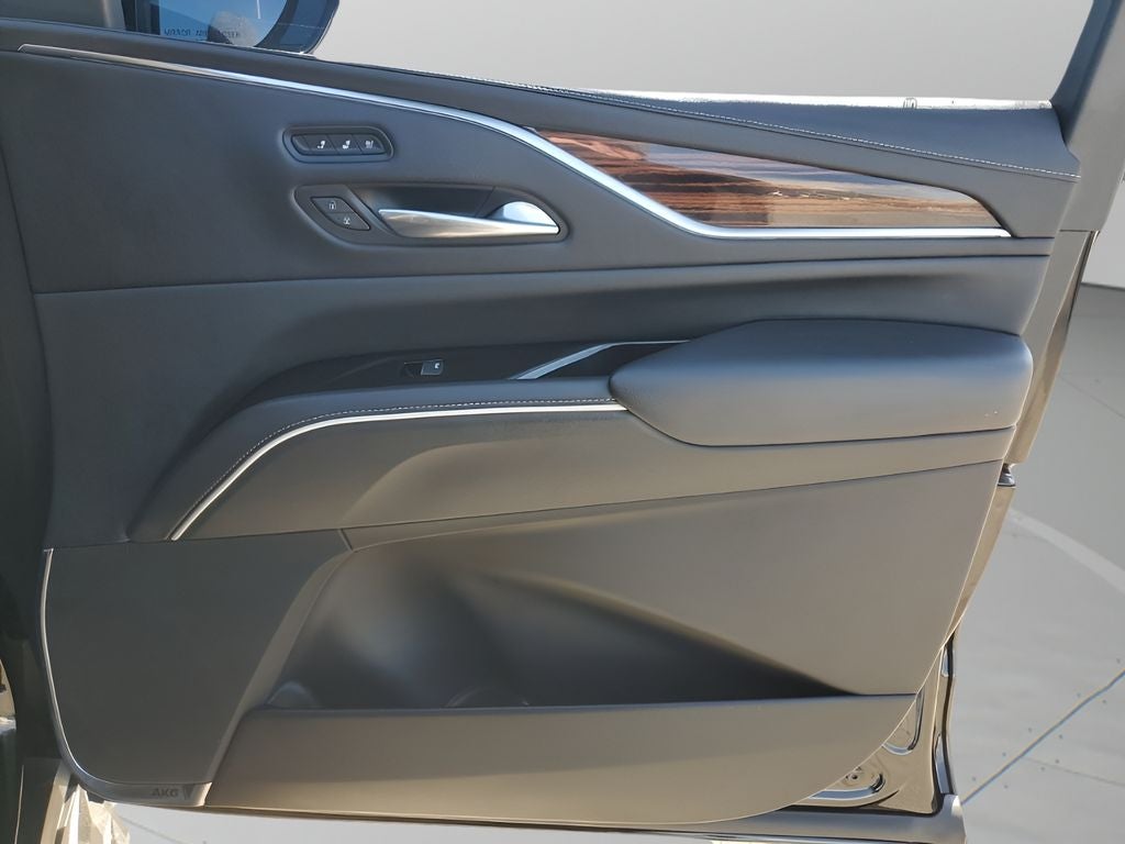 2022 Cadillac Escalade ESV Premium