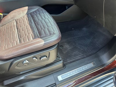 2023 Cadillac Escalade ESV Premium Luxury Platinum