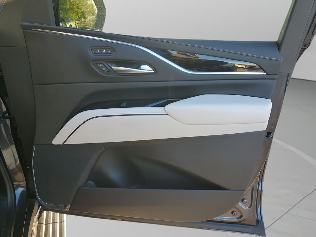 2023 Cadillac Escalade ESV Sport