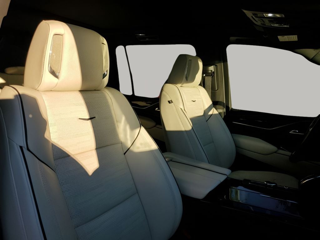 2023 Cadillac Escalade ESV Sport