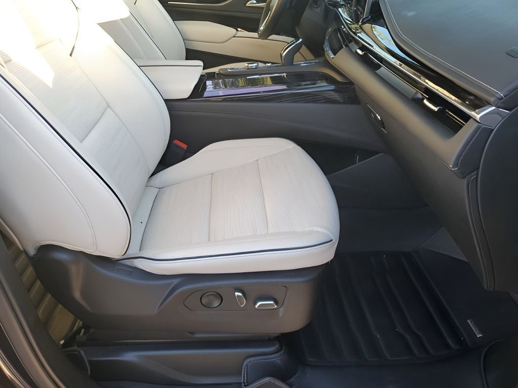 2023 Cadillac Escalade ESV Sport