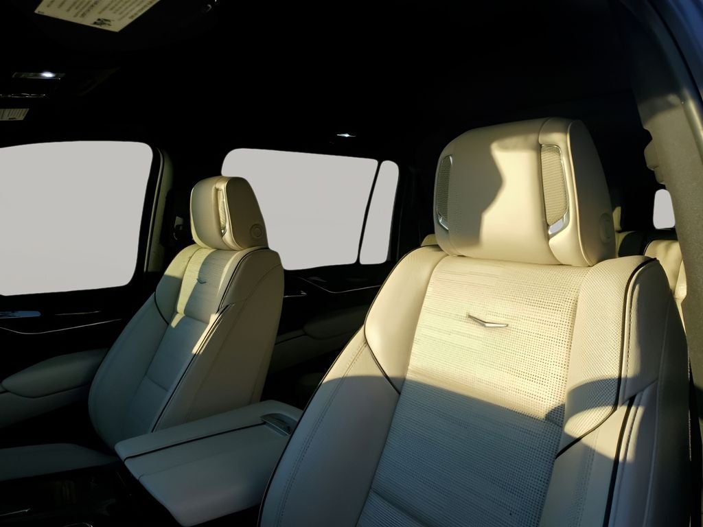 2023 Cadillac Escalade ESV Sport