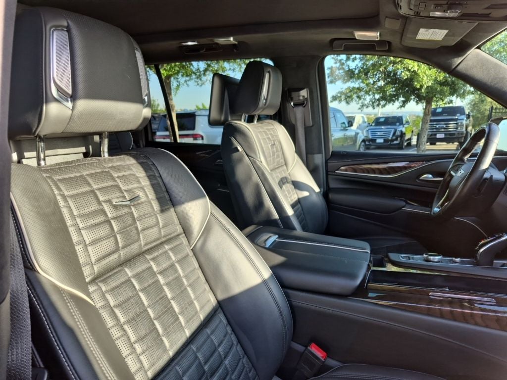 2023 Cadillac Escalade ESV Sport Platinum