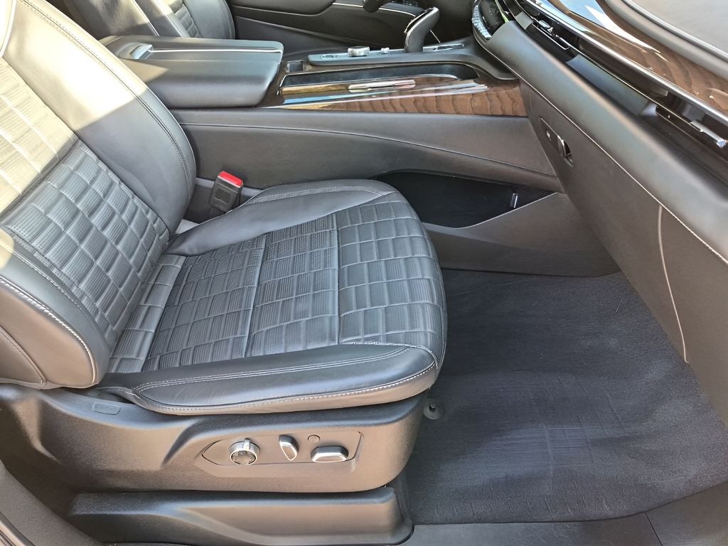 2023 Cadillac Escalade ESV Sport Platinum