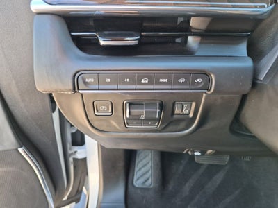 2023 Cadillac Escalade ESV Sport Platinum