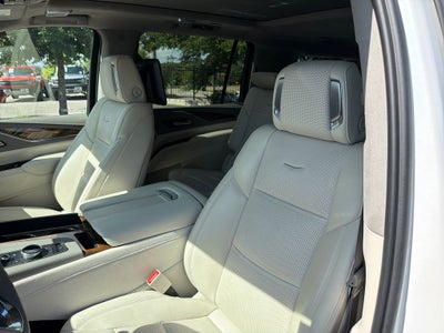 2024 Cadillac Escalade ESV Sport Platinum