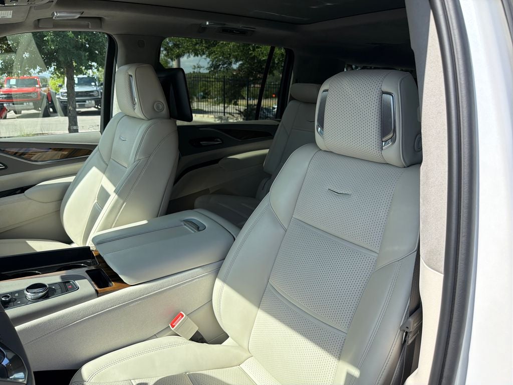 2024 Cadillac Escalade ESV Sport Platinum