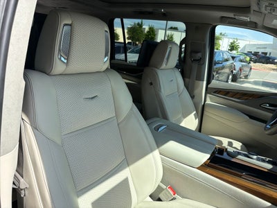 2024 Cadillac Escalade ESV Sport Platinum