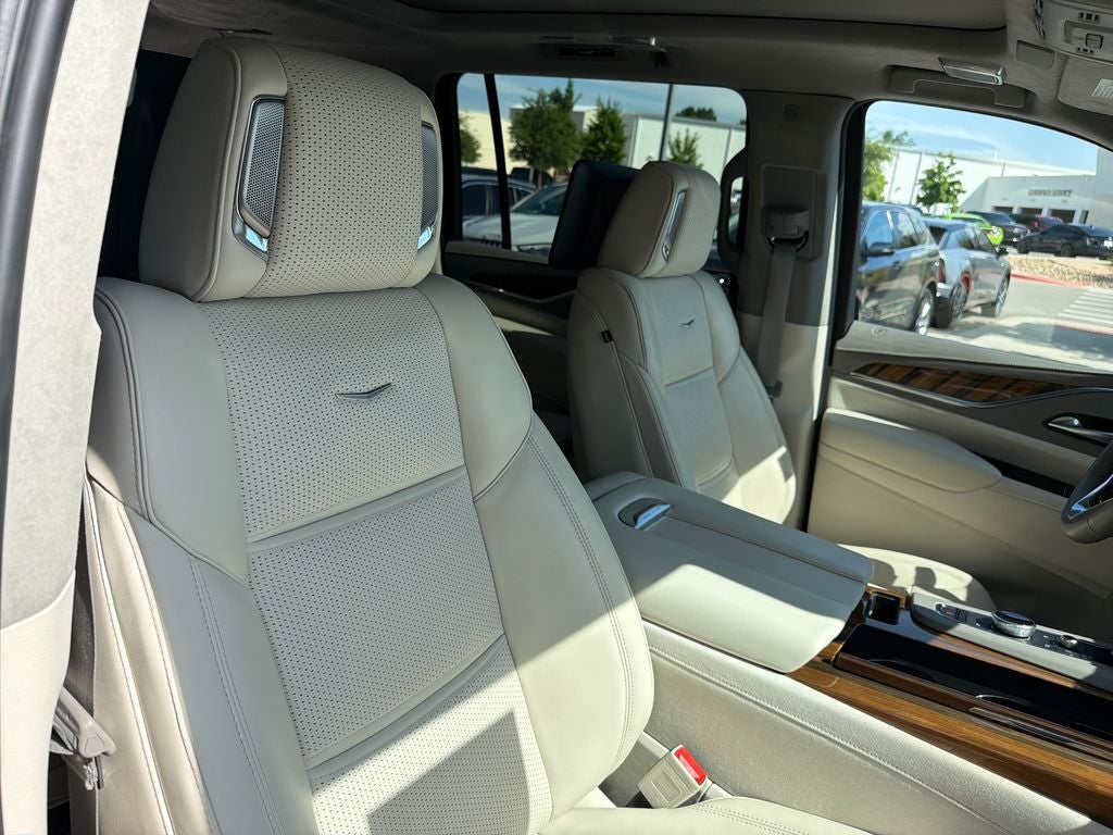 2024 Cadillac Escalade ESV Sport Platinum