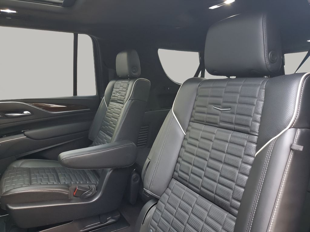 2022 Cadillac Escalade ESV Sport Platinum