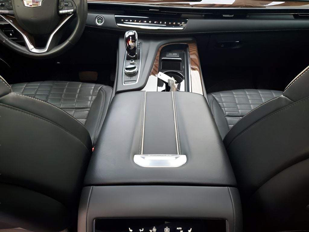 2022 Cadillac Escalade ESV Sport Platinum