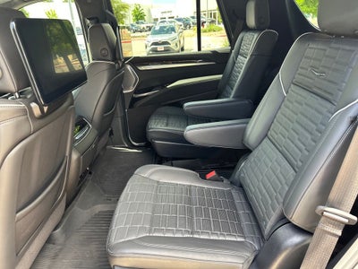 2025 Cadillac Escalade Sport Platinum