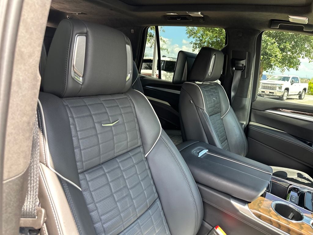 2025 Cadillac Escalade Sport Platinum
