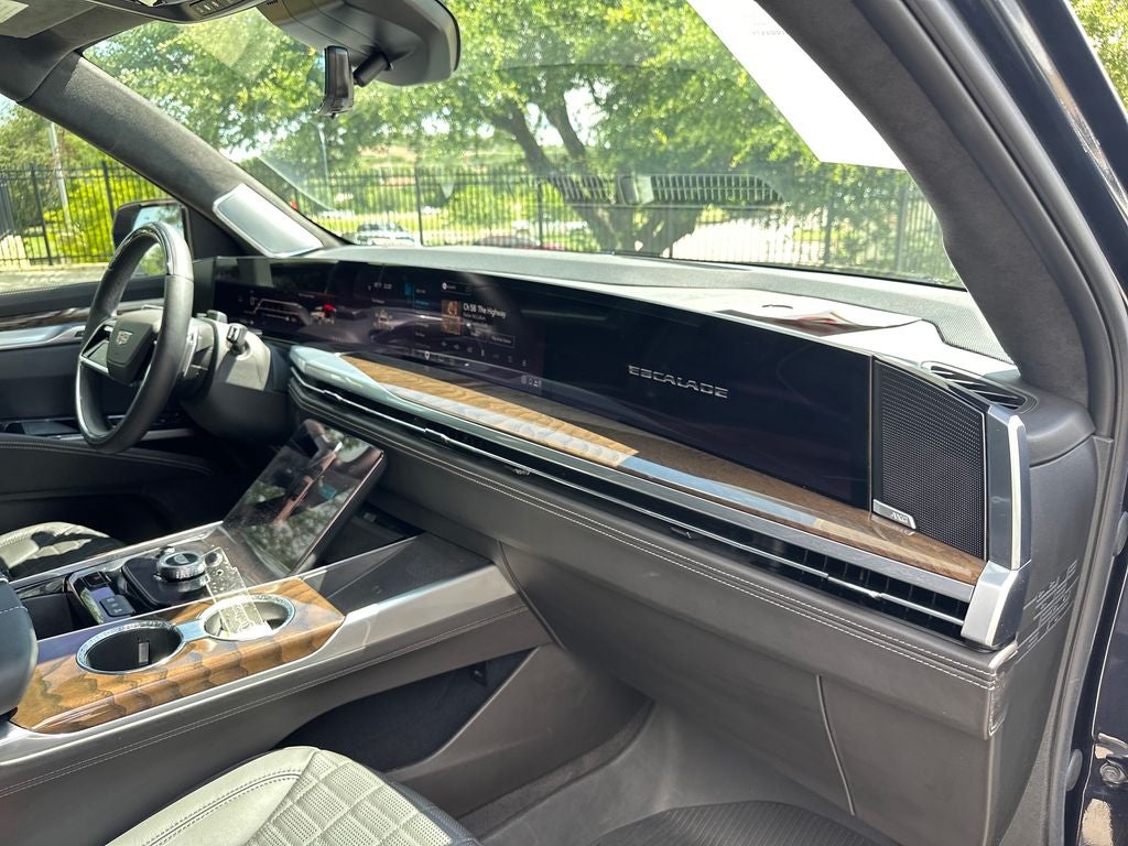 2025 Cadillac Escalade Sport Platinum