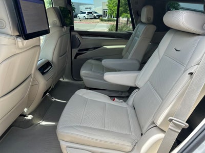 2025 Cadillac Escalade Sport Platinum