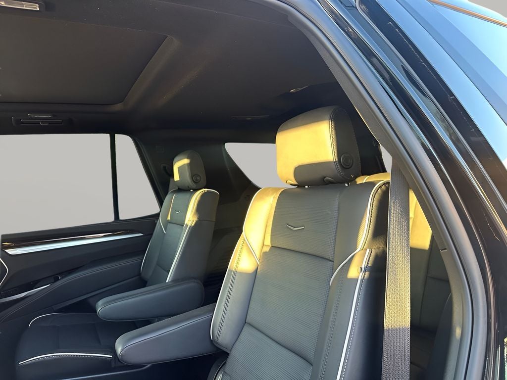 2025 Cadillac Escalade Premium Luxury