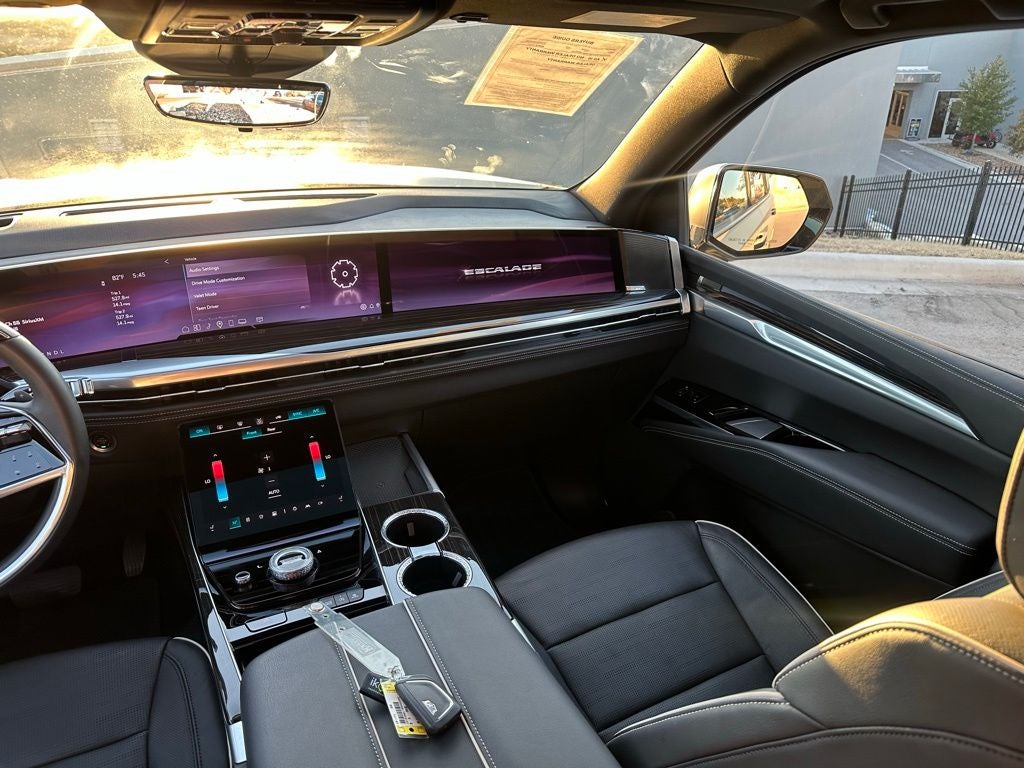 2025 Cadillac Escalade Premium Luxury
