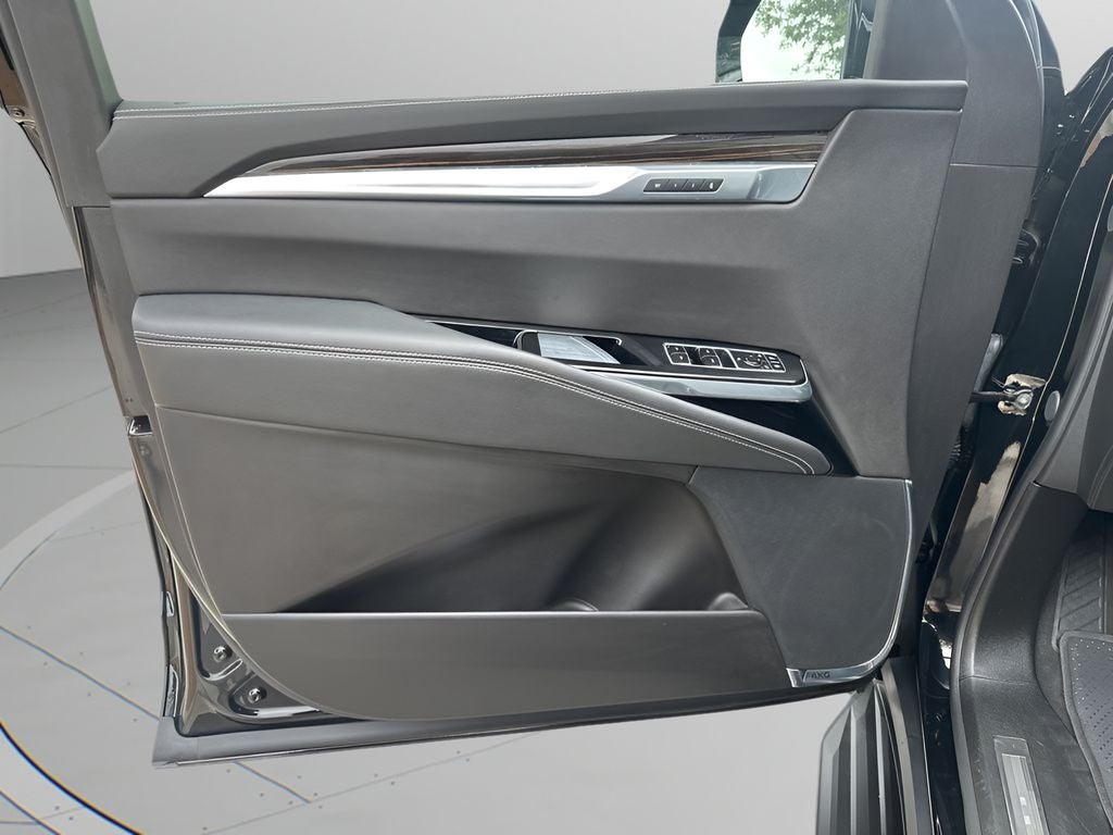 2025 Cadillac Escalade Premium Luxury