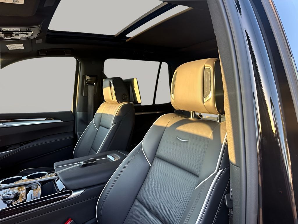 2025 Cadillac Escalade Premium Luxury