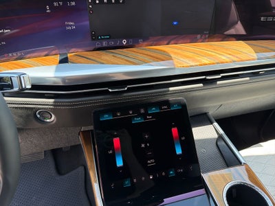 2025 Cadillac Escalade Sport Platinum
