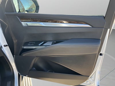 2025 Cadillac Escalade Sport Platinum