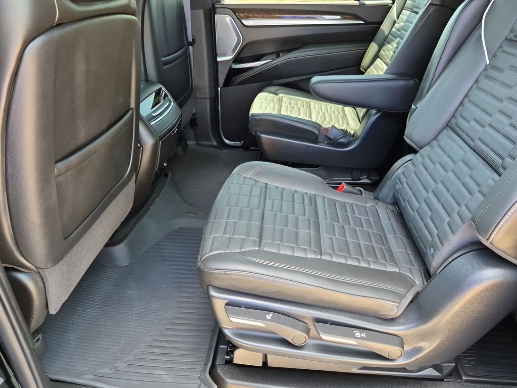 2026 Cadillac Escalade ESV Platinum Edition