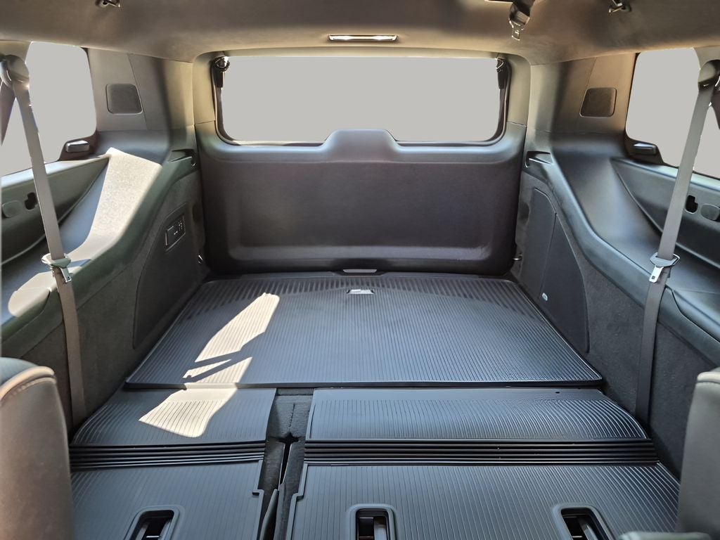 2026 Cadillac Escalade ESV Platinum Edition