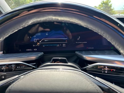 2025 Cadillac ESCALADE IQ Luxury 2