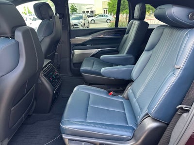 2025 Cadillac ESCALADE IQ Luxury 2