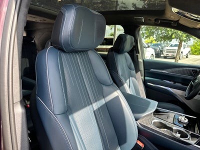 2025 Cadillac ESCALADE IQ Luxury 2