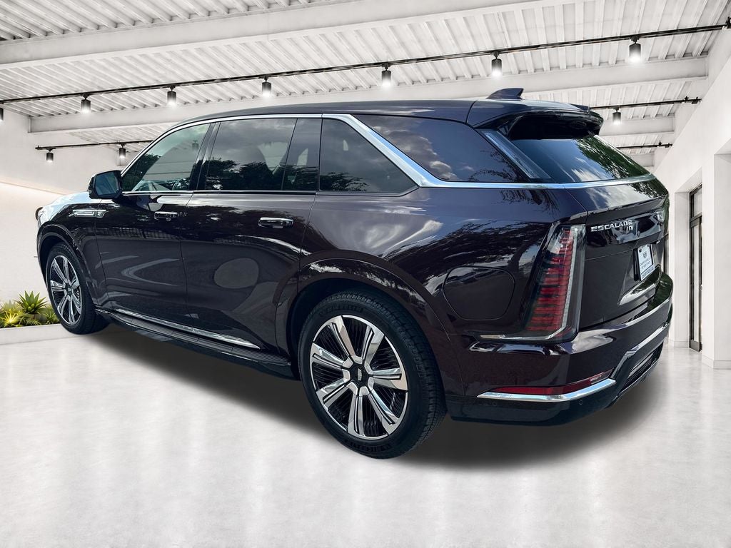 2025 Cadillac ESCALADE IQ Luxury 2