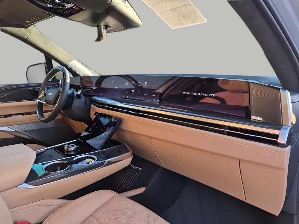 2025 Cadillac ESCALADE IQ Luxury 2