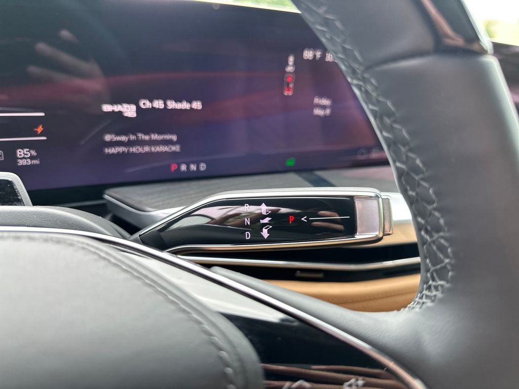 2025 Cadillac ESCALADE IQ Luxury 2