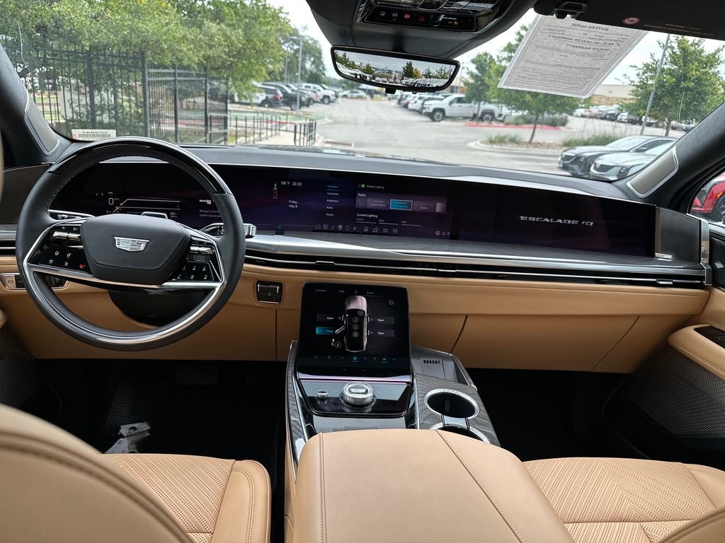2025 Cadillac ESCALADE IQ Luxury 2