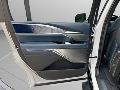 2025 Cadillac ESCALADE IQ Luxury 2