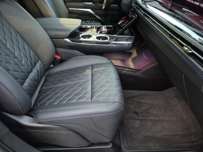 2025 Cadillac ESCALADE IQ Sport 1