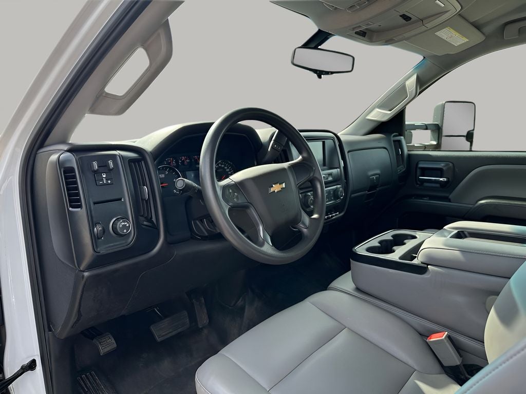 2022 Chevrolet Silverado 6500HD 1WT