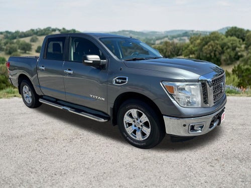 2017 Nissan Titan SV