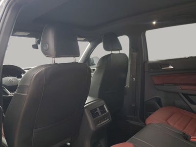 2023 Volkswagen Atlas Cross Sport 3.6L V6 SEL Premium R-Line