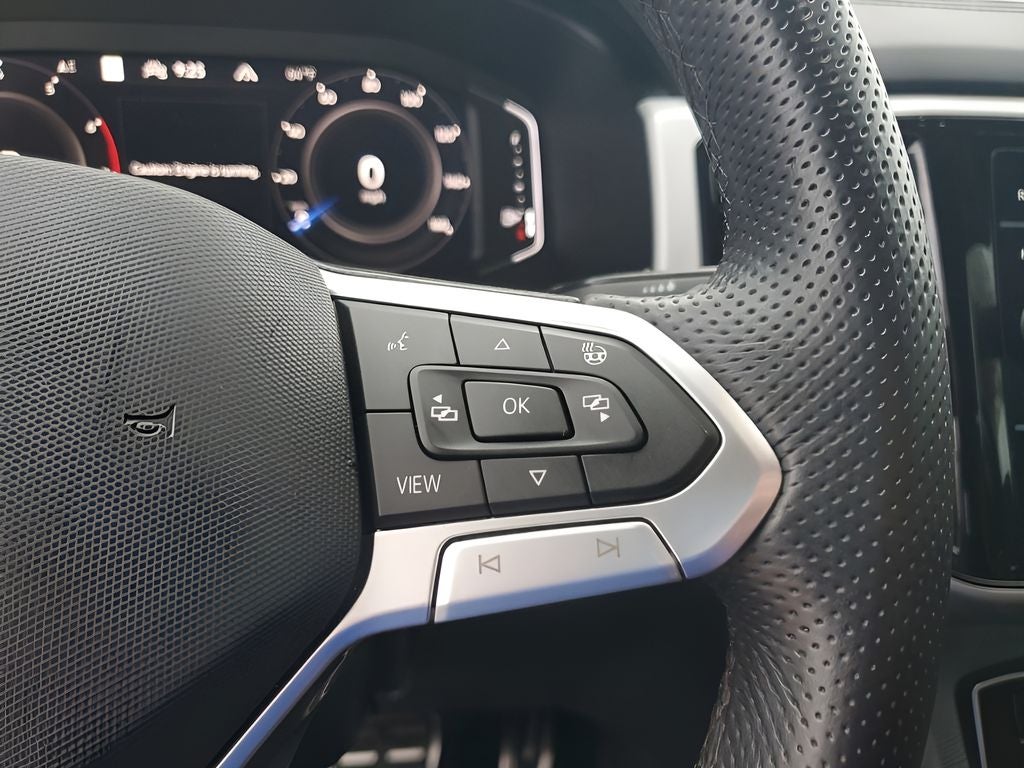 2023 Volkswagen Atlas Cross Sport 3.6L V6 SEL Premium R-Line